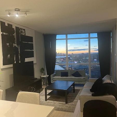 Cozy Fort York Condo Toronto Buitenkant foto